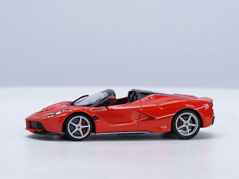 Bburago Ferrari LaFerrari Aperta 1:43 Red